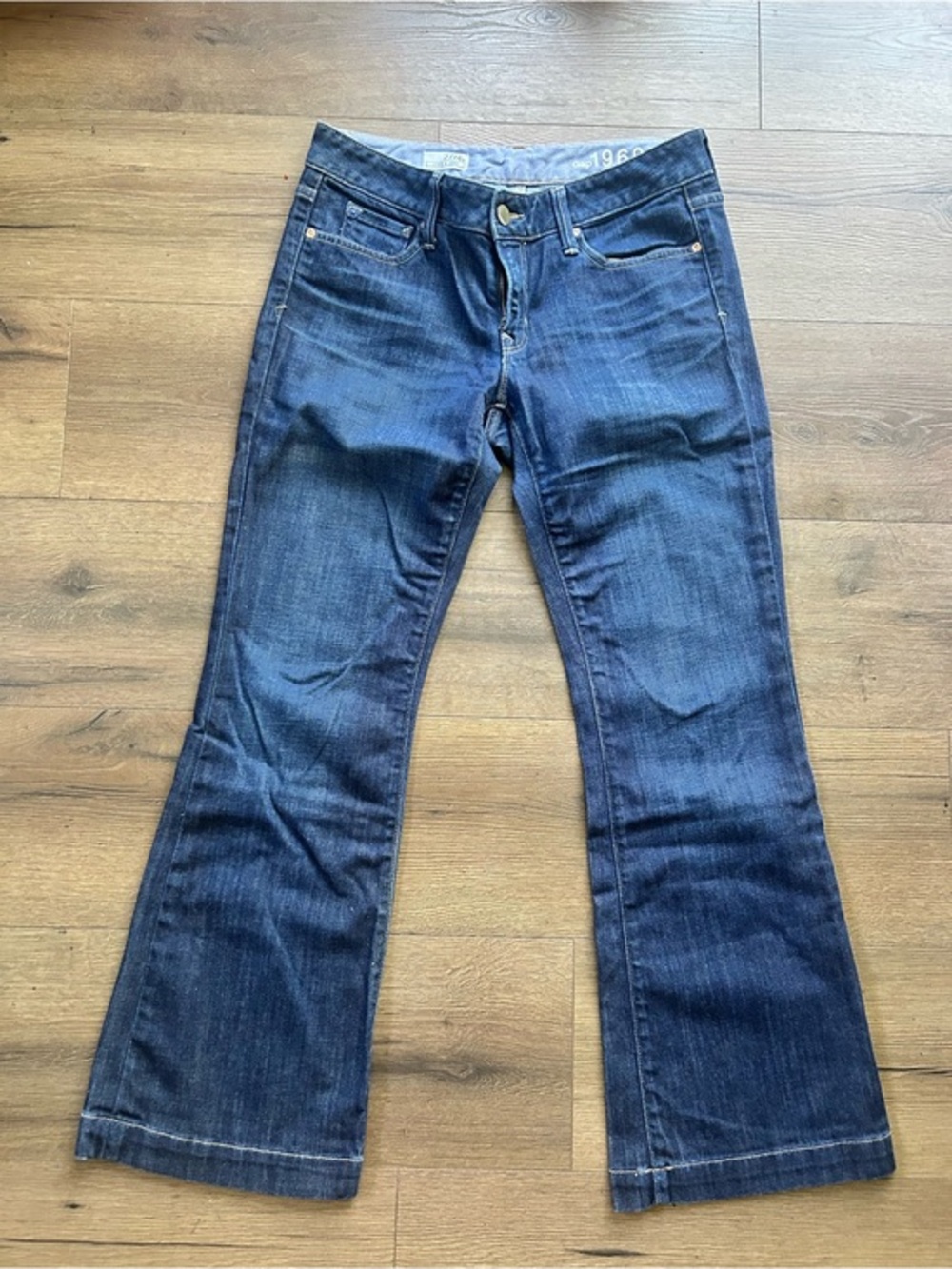 Vintage GAP Women's Dark Blue Flare Jeans